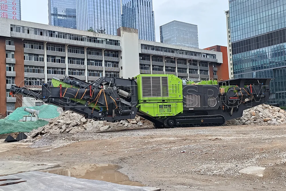 Track-Mounted Mobile Crusher site